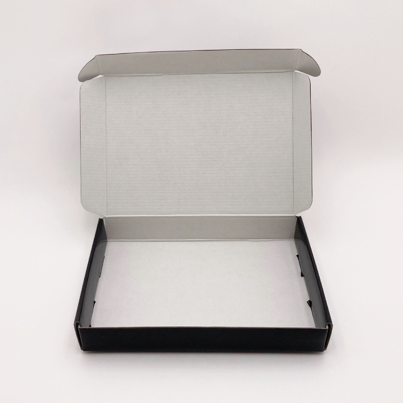 Postpack laminato personalizzabile 27x38x6,8 CM | POSTPACK PLASTIFICATO | STAMPA SERIGRAFICA SU UN LATO IN UN COLORE